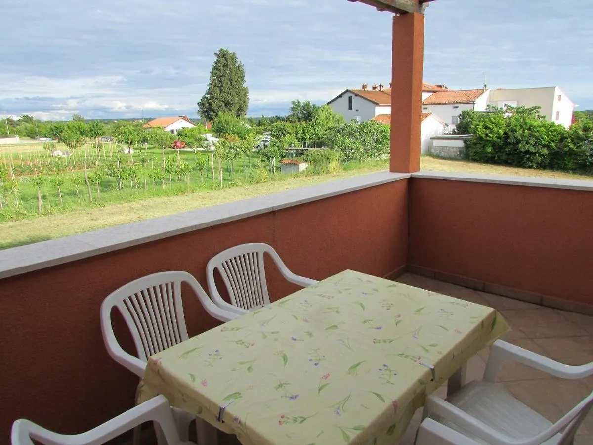 Apartments Monte Rosso Savudrija Pensjonat